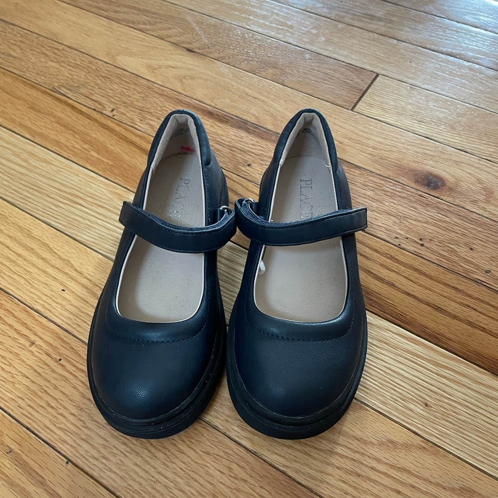 Children’s Place girls blue uniform shoes